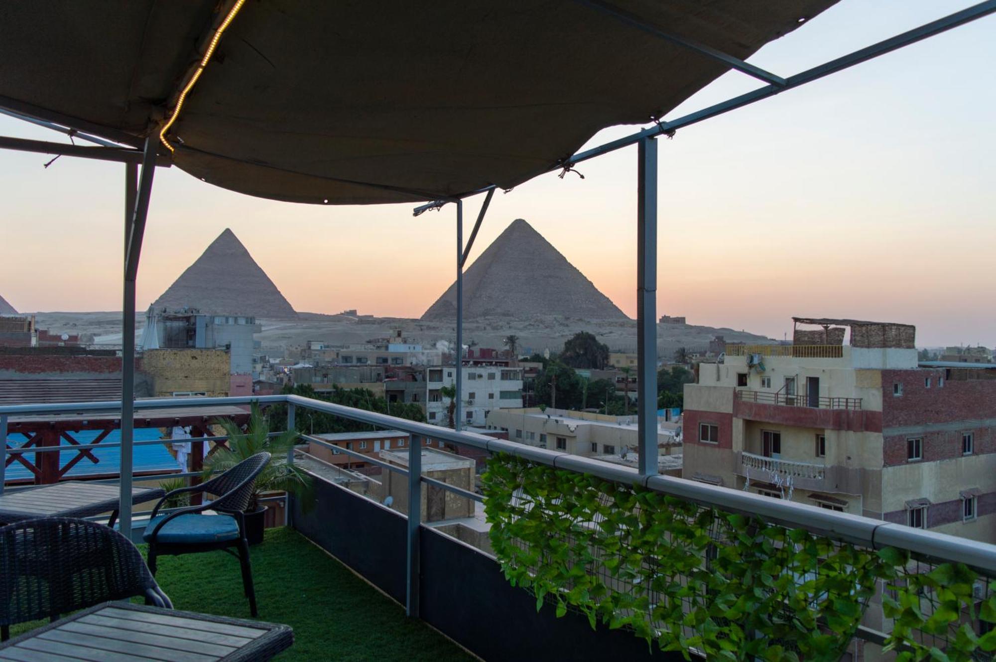The Pyramids Gate Inn Kafret el-Gabal Extérieur photo