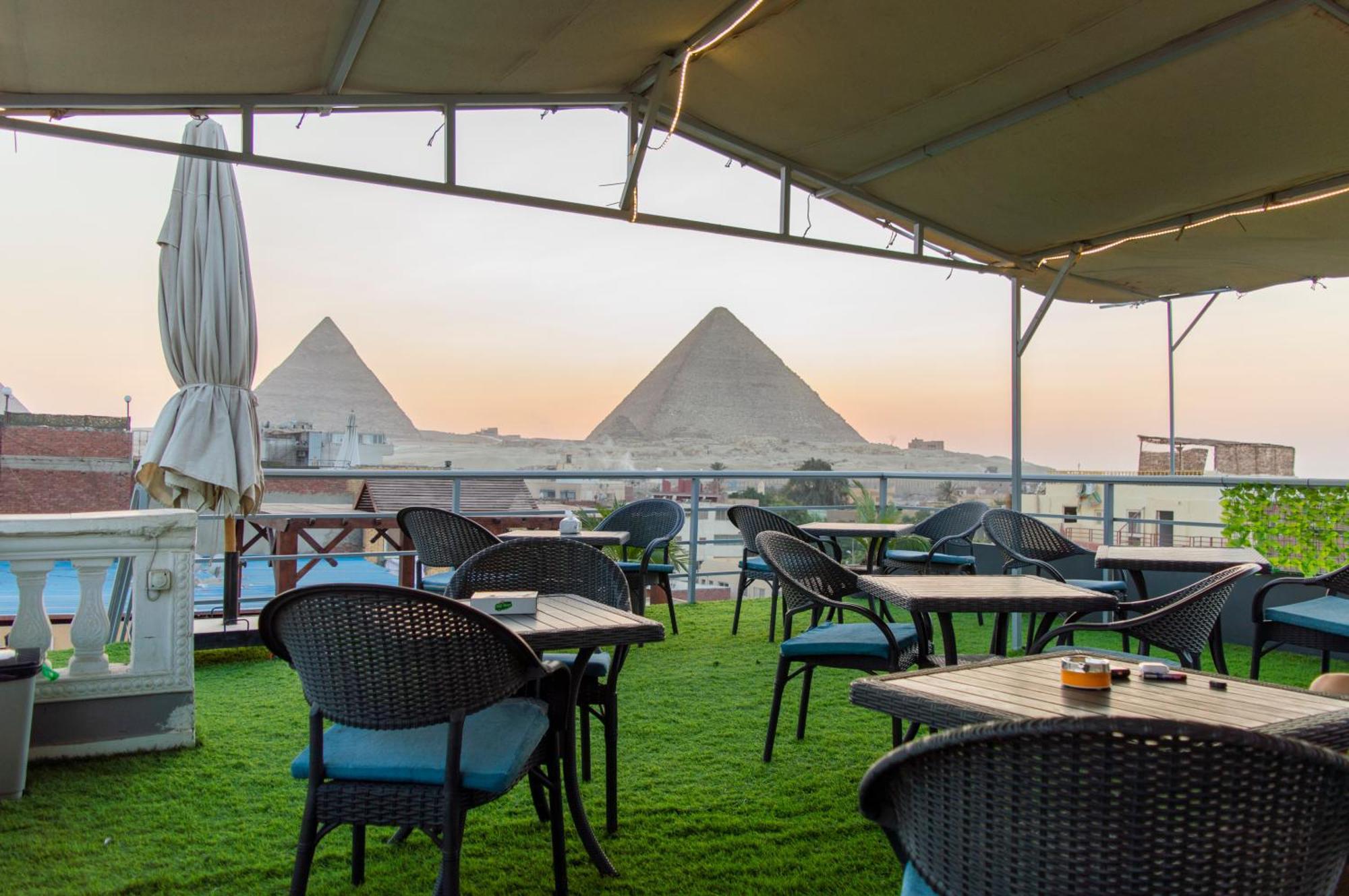 The Pyramids Gate Inn Kafret el-Gabal Extérieur photo