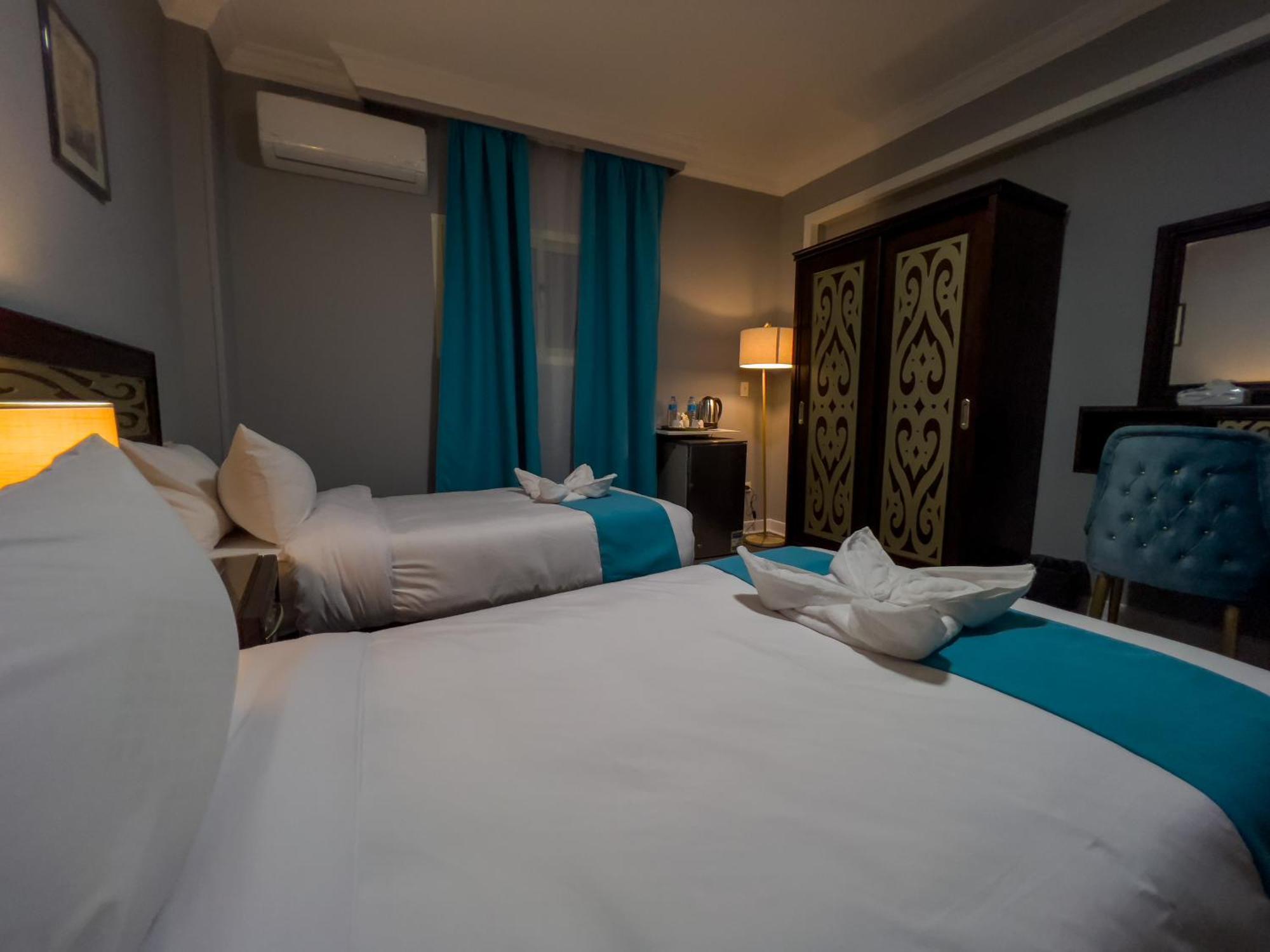 The Pyramids Gate Inn Kafret el-Gabal Extérieur photo