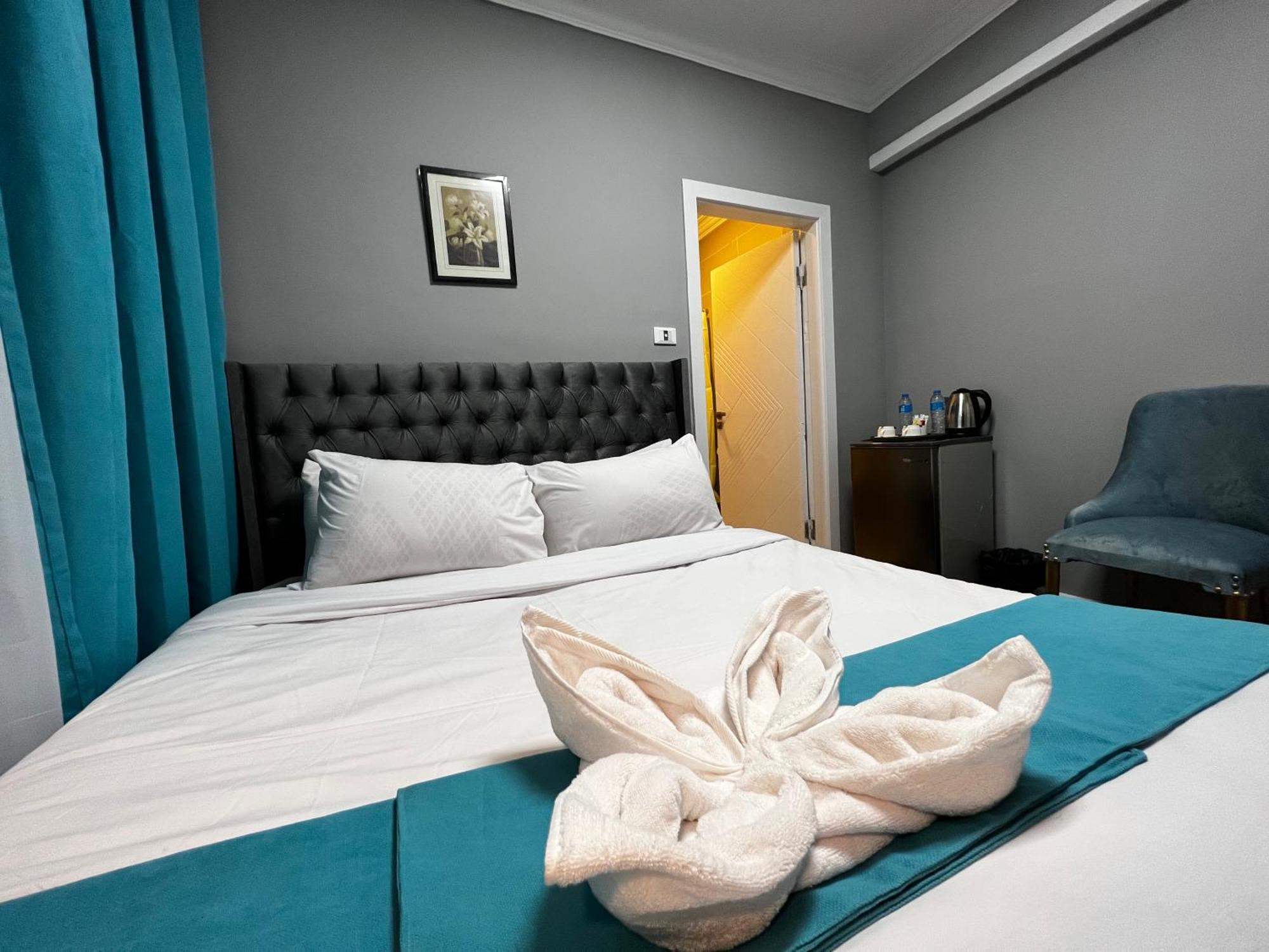 The Pyramids Gate Inn Kafret el-Gabal Extérieur photo