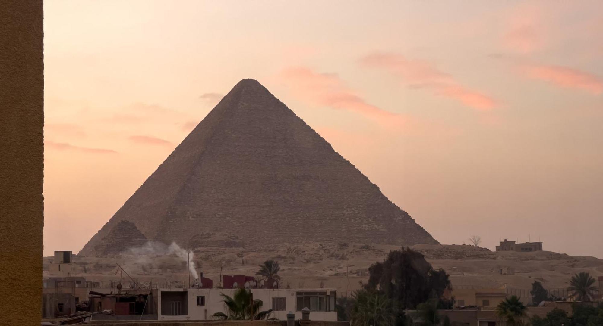 The Pyramids Gate Inn Kafret el-Gabal Extérieur photo