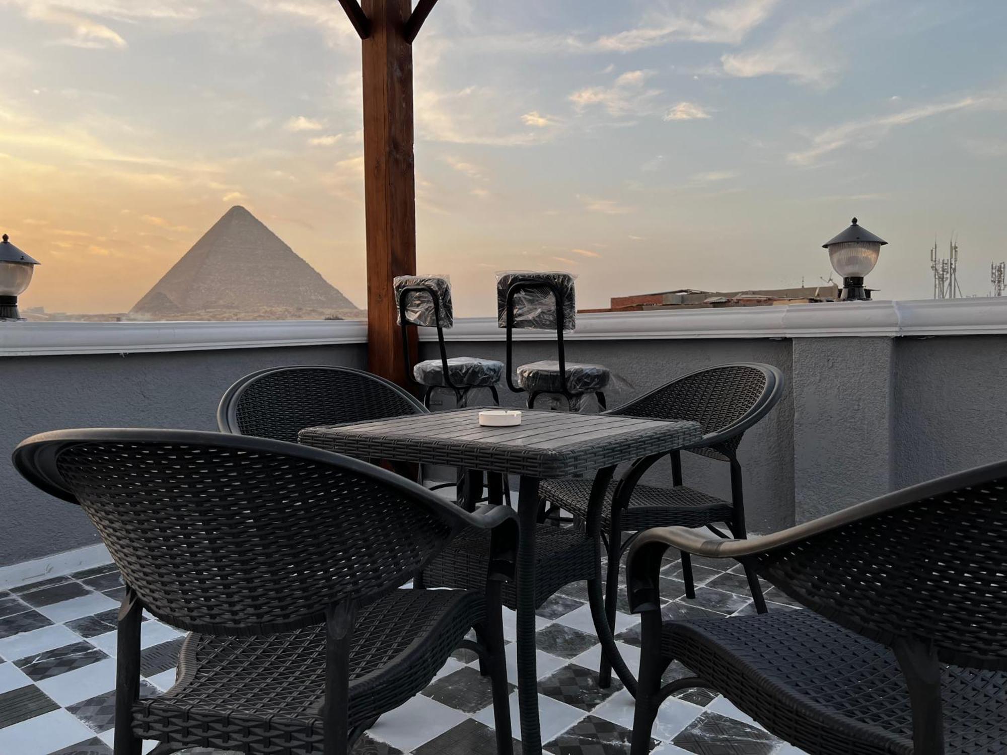 The Pyramids Gate Inn Kafret el-Gabal Extérieur photo