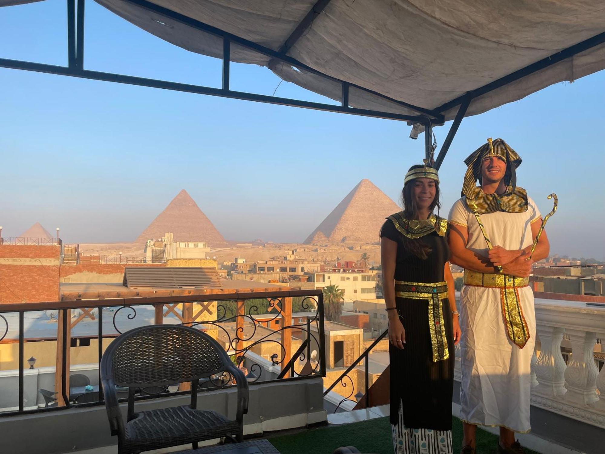 The Pyramids Gate Inn Kafret el-Gabal Extérieur photo